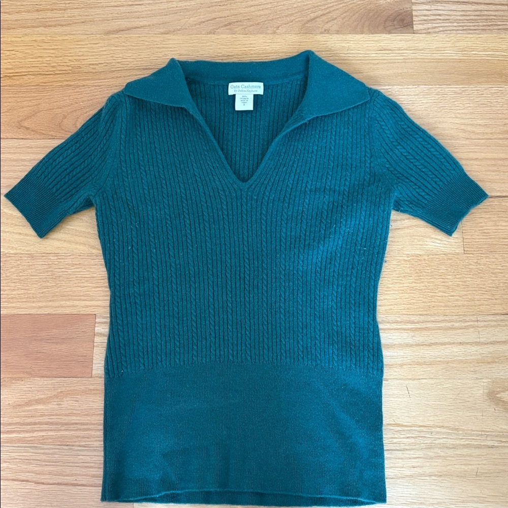 Green cashmere sweater